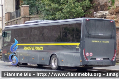 Iveco Crossway
Guardia di Finanza
GdiF 614 BM
Parole chiave: Iveco Crossway GdiF614BM