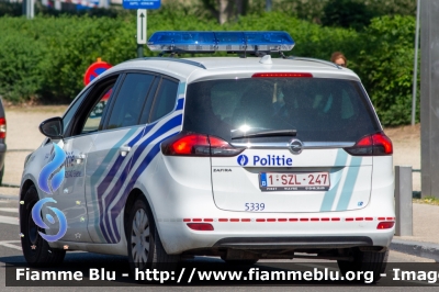 Opel Zafira
Koninkrijk België - Royaume de Belgique - Königreich Belgien - Belgio
Police Locale Bruxelles Capitale Ixelles - Brussel Hoofdstad Elsene
Parole chiave: Opel Zafira