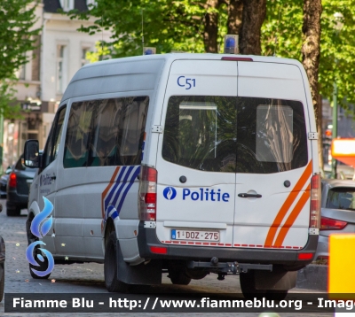 Mercedes-Benz Sprinter III serie
Koninkrijk België - Royaume de Belgique - Königreich Belgien - Belgio
Police Fédérale

Parole chiave: Mercedes-Benz Sprinter_IIIserie