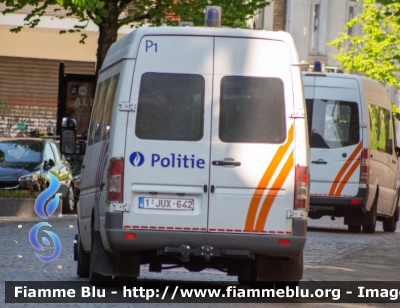 Mercedes-Benz Sprinter II serie
Koninkrijk België - Royaume de Belgique - Königreich Belgien - Belgio
Police Fédérale
Parole chiave: Mercedes-Benz Sprinter_IIserie