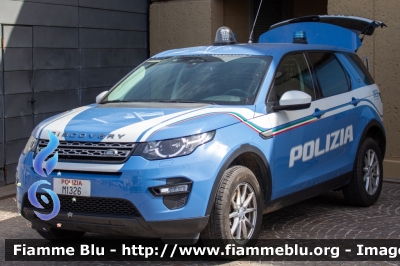 Land Rover Discovery Sport
Polizia di Stato
Unità Cinofile
Allestimento Marazzi
Decorazione Grafica Artlantis
POLIZIA M1326
Parole chiave: Land-Rover Discovery_Sport POLIZIAM1326