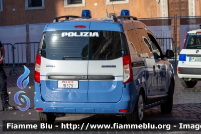 Dacia Dokker
Polizia di Stato
Unità Cinofile
Allestimento Focaccia
Decorazione Grafica Artlantis
POLIZIA M1575
Parole chiave: Dacia Dokker POLIZIAM1575