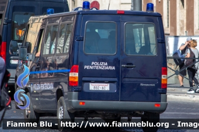 Mercedes Benz Sprinter II serie
Polizia Penitenziaria
POLIZIA PENITENZIARIA 892 AC
Parole chiave: Mercedes_Benz / Sprinter_IIserie / POLIZIAPENITENZIARIA892AC