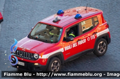 Jeep Renegade
Vigili del Fuoco
Comando Provinciale di Roma
VF 28403
Parole chiave: Jeep Renegade VF28403