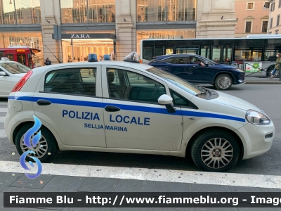 Fiat Punto VI serie
Polizia Locale
Comune di Sellia Marina

Parole chiave: Fiat / / / Punto_VIserie