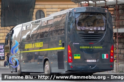 Scania Irizar New Century 12.35
Guardia di Finanza
GdiF 505 BH
Parole chiave: Scania Irizar_New_Century_12.35 GdiF505BH