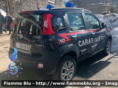 Fiat Nuova Panda 4x4 II serie
Carabinieri
Decorazione Grafica Artlantis
CC DQ 666
Parole chiave: Fiat Nuova_Panda_4X4_IIserie CCDQ666