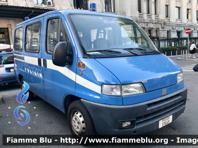 Fiat Ducato II serie
Polizia di Stato
Polizia Ferroviaria
POLIZIA E1646
Parole chiave: Fiat Ducato_IIserie POLIZIAE1646