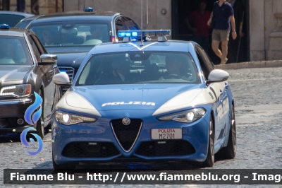 Alfa Romeo Nuova Giulia Q4
Polizia di Stato
Polizia Stradale
Scorta Presidente della Repubblica
POLIZIA M2701
Parole chiave: Alfa-Romeo Nuova_Giulia_Q4 POLIZIAM2701