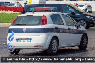 Fiat Grande Punto
Polizia Roma Capitale
Allestita Bertazzoni
POLIZIA LOCALE YA 664 AJ
Parole chiave: Fiat Grande_Punto POLIZIALOCALEYA664AJ