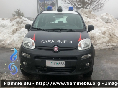 Fiat Nuova Panda 4x4 II serie
Carabinieri
Decorazione Grafica Artlantis
CC DQ 666
Parole chiave: Fiat Nuova_Panda_4X4_IIserie CCDQ666