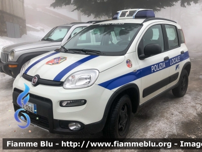 Fiat Nuova Panda 4x4 II serie
Polizia Municipale
Comune di Rieti
POLIZIA LOCALE YA 328 AL
Parole chiave: Fiat Nuova_Panda_4x4_IIserie POLIZIALOCALEYA328AL