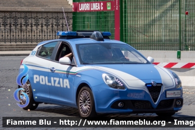 Alfa Romeo Nuova Giulietta restyle
Polizia di Stato
Allestimento NCT Nuova Carrozzeria Torinese
Decorazione Grafica Artlantis
POLIZIA M4404
Parole chiave: Alfa_Romeo / / / Nuova_Giulietta_restyle / / / POLIZIAM4404