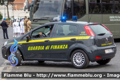 Fiat Punto VI serie
Guardia Di Finanza
GdiF 302 BM
Parole chiave: Fiat / Punto_VIserie / GdiF302BM