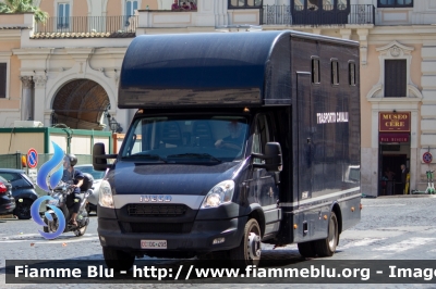 Iveco Daily V serie
Carabinieri
Reggimento Corazzieri
Trasporto Cavalli
Allestimento Saraggi
CC DG 493
Parole chiave: Iveco / / / Daily_Vserie / / / CCDG493