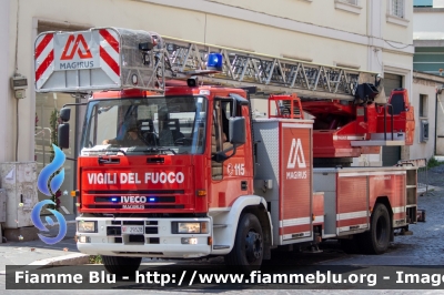 Iveco EuroFire 150E27 I serie
Vigili del Fuoco
Comando Provinciale Roma 
Via Genova-Centrale
AutoScala da 30 metri allestita Iveco-Magirus
VF 29528
Parole chiave: Iveco EuroFire_150E27_Iserie VF29528