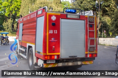 Mercedes-Benz Atego 1828 I serie
Vigili del Fuoco 
Comando Provinciale di Roma 
Distaccamento cittadino di Ostia (RM) - AB13
AutoBottePompa allestimento BAI
VF 22560
Parole chiave: Mercedes-Benz Atego_1828_Iserie VF22560