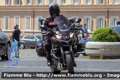 Ducati Multistrada 1260
Carabinieri
Nucleo Operativo Radiomobile
Allestimento Focaccia
CC A7050
Parole chiave: Ducati / / / Multistrada_1260 / / / CCA7048