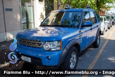 Land Rover Discovery 4
Polizia di Stato
Polizia Ferroviaria
Con logo celebrativo dei 110 anni della specialità
POLIZIA H2725
Parole chiave: Land-Rover Discovery_4 POLIZIAH2725