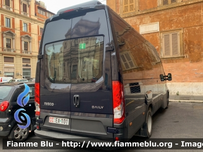 Iveco Daily VI serie restyle
Carabinieri
Reggimento Corazzieri
CC EA 101
Parole chiave: Iveco / Daily_VIserie_restyle / / CCEA101