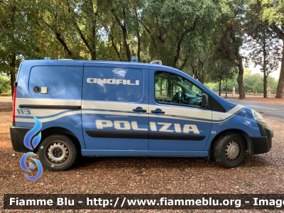 Fiat Scudo IV serie
Polizia di Stato
Unità Cinofile
Allestimento Elevox
POLIZIA M3204
Parole chiave: Fiat / Scudo_IVserie / POLIZIAM3204