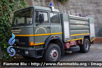 Iveco 180-26
Corpo forestale Regione Sicilia
Servizio Antincendio Boschivo
AutoBottePompa allestimento Baribbi
Parole chiave: Iveco 180-26