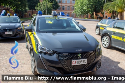 Peugeot e-208
Guardia di Finanza
Allestimento Focaccia
Decorazione Grafica Artlantis
GdiF 095 BQ
Parole chiave: Peugeot / e-208 / GdiF093BQ