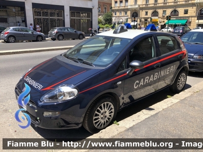 Fiat Punto VI serie
Carabinieri
Comando Carabinieri Banca d'Italia
CC DT 744
Parole chiave: Fiat Punto_VIserie CCDT744