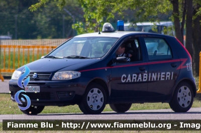 Fiat Punto III serie
Carabinieri
Polizia Militare presso Aeronautica Militare
AM CI 804
Parole chiave: Fiat Punto_IIIserie AMCI804