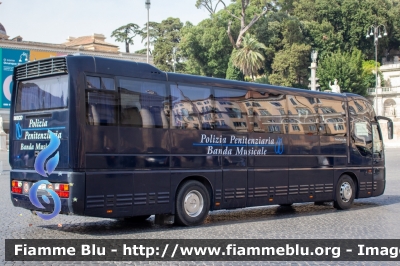 Iveco Orlandi EuroClass HD
Polizia Penitenziaria
Autobus da 55 Posti per il Trasporto della Banda Musicale del Corpo
POLIZIA PENITENZIARIA 744 AC
Parole chiave: Iveco Orlandi_EuroClass_HD POLIZIAPENITENZIARIA744AC