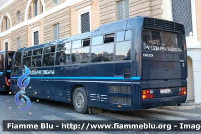 Iveco Orlandi EuroClass
Polizia Penitenziaria
POLIZIA PENITENZIARIA 524 AB
Parole chiave: Iveco Orlandi_EuroClass POLIZIAPENITENZIARIA524AB