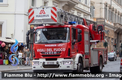 Iveco EuroCargo 180E32 III serie
Vigili del Fuoco
Comando Provinciale di Roma
Via Genova-Centrale
AutoScala M39L da 39 metri 
allestimento Magirus
VF 27498
 
Parole chiave: Iveco EuroCargo_180E32_IIIserie VF27498