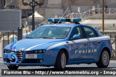 Alfa Romeo 159
Polizia di Stato
Polizia Stradale
Ispettorato di Pubblica Sicurezza presso il Vaticano
POLIZIA F7312
Parole chiave: Alfa-Romeo / 159 / POLIZIAF7312