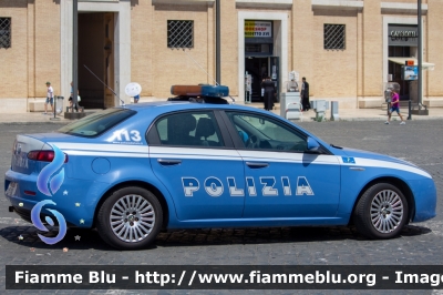 Alfa Romeo 159
Polizia di Stato
Polizia Stradale
Ispettorato di Pubblica Sicurezza presso il Vaticano
POLIZIA F7312
Parole chiave: Alfa-Romeo 159 POLIZIAF7312