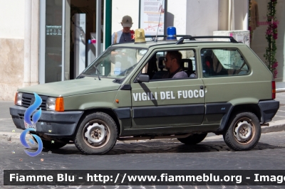 Fiat Panda 4x4 II serie
Vigili del Fuoco
Comando Provinciale di Roma
Via Genova-Centrale
Ex Corpo Forestale dello Stato
VF 28243
Parole chiave: Fiat Panda_4x4_IIserie VF28243