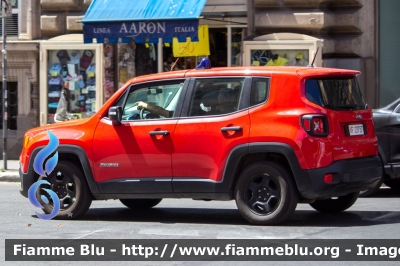 Jeep Renegade
Vigili del Fuoco
Comando Provinciale di Roma
VF 27757
Parole chiave: Jeep Renegade VF27757