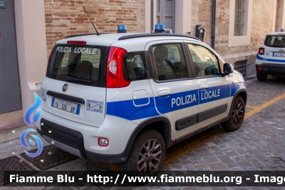 Fiat Nuova Panda 4x4 II serie
Polizia Municipale
Comune di Senigallia (AN)
Allestimento Celiani
Codice Automezzo: 2
POLIZIA LOCALE 026 AM
Parole chiave: Fiat Nuova_Panda_4x4_IIserie POLIZIALOCALE026AM