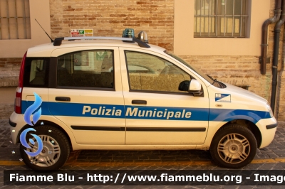 Fiat Nuova Panda I serie
Polizia Municipale
Comune di Senigallia (AN)
Allestimento Celiani
Codice Automezzo: 12
POLIZIA LOCALE 060 AG
Parole chiave: Fiat / / / Nuova_Panda_Iserie / POLIZIALOCALE060AG