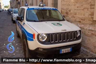 Jeep renegade
Polizia Municipale
Comune di Senigallia (AN)
Codice Automezzo: 11
POLIZIA LOCALE YA 319 AF
Parole chiave: Jeep / Renegade / / POLIZIALOCALEYA319AF