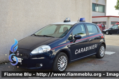 Fiat Grande Punto
Carabinieri
CC CP987
Parole chiave: Fiat Grande_Punto CCCP987