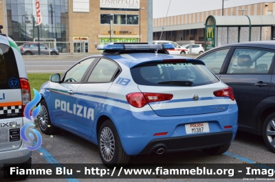 Alfa Romeo Nuova Giulietta restyle
Polizia di Stato
POLIZIA M1387
Parole chiave: Alfa Romeo Nuova Giulietta restyle POLIZIAM1387 Reas_2017