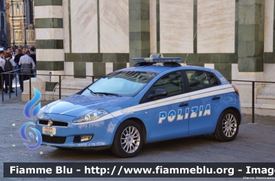 Fiat Nuova Bravo
Polizia di Stato
Squadra Volante
POLIZIA H6044
Parole chiave: Fiat Nuova_Bravo POLIZIAH6044