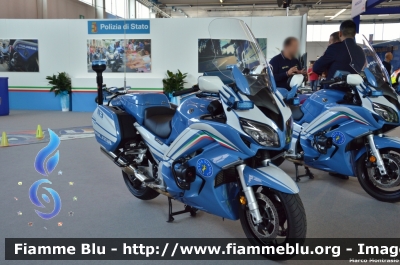 Yamaha FJR1300
Polizia di Stato
Polizia Stradale
Allestimento Elevox
Parole chiave: Yamaha FJR1300 Reas_2017