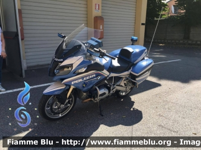 Bmw R1200RT II serie
Polizia di Stato
Polizia Stradale
Parole chiave: Bmw R1200RT_ IIserie