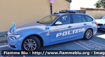 Bmw 318 Touring F31 restyle
Polizia di Stato 
Polizia Stradale 
POLIZIA M2327
scorta al Giro d'Italia 2017
Parole chiave: Bmw 318_Touring_F31_restyle PoliziaM2327 Giro_Italia_2017