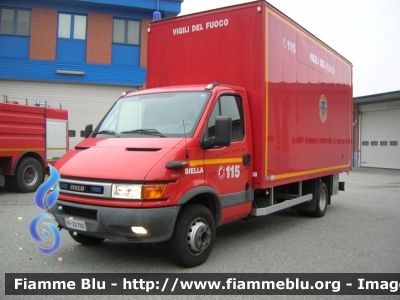 Iveco Daily III serie
Vigili del Fuoco
Comando Provinciale di Biella
Nucleo NBCR
VF 22786
Parole chiave: Iveco Daily_IIIserie VF22786