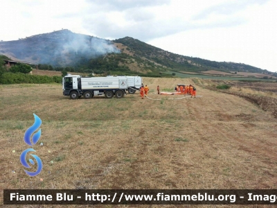 Mercedes-Benz Actros 4151 III serie
Protezione Civile
Valmontone (RM)
Parole chiave: Mercedes-Benz Actros_4155_IIIserie