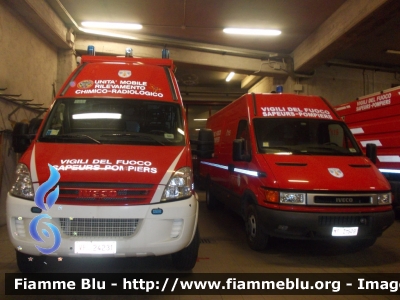 Iveco Daily IV serie
Vigili del Fuoco 
Corpo Permanente di Aosta 
Nucleo NBCR AutoFurgone
 allestimento GB Barberi 
VF 24231
Parole chiave: Iveco Daily_IV_serie VF24231