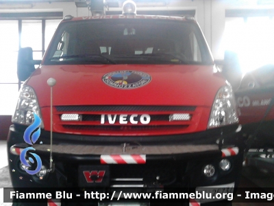 Iveco Daily 4X4 IV serie
Vigili del Fuoco 
Comando Provinciale di Milano 
Nucleo Sommozzatori
VF 25734
Parole chiave: Iveco Daily_4X4_IV_serie VF25734