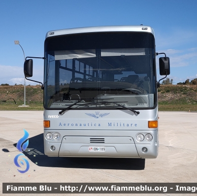 Iveco Cacciamali 391E12.35 EuroRider
Aeronautica Militare
32° Stormo
AM BN 189
Parole chiave: Iveco Cacciamali 391E12.35_EuroRider AMBN189